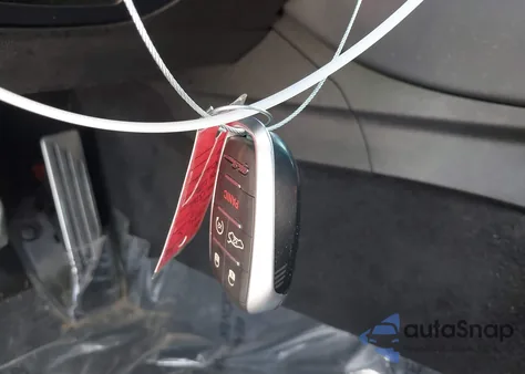 2019 Alfa Romeo Giulia Quadrifoglio Rwd из США, поврежденный, VIN ZARFAMEV2K7606080